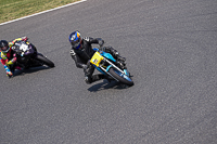 enduro-digital-images;event-digital-images;eventdigitalimages;mallory-park;mallory-park-photographs;mallory-park-trackday;mallory-park-trackday-photographs;no-limits-trackdays;peter-wileman-photography;racing-digital-images;trackday-digital-images;trackday-photos